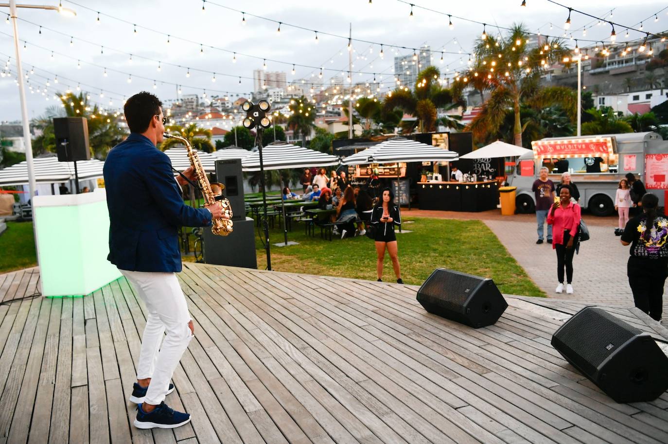 Comienzan los desfiles de Moda y amigos en la capital grancanaria