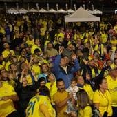 Unión amarilla-rojiblanca en Siete Palmas antes del encuentro