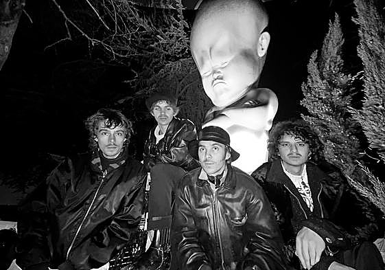 Los integrantes de The Mauskovic Dance Band.