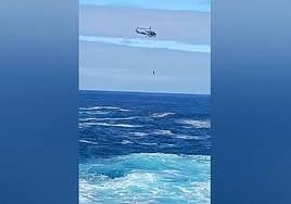 Imágenes del rescate en la zona de Punta de Gáldar.