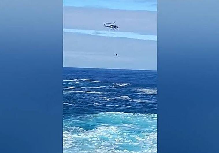 Imágenes del rescate en la zona de Punta de Gáldar.