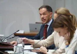 El consejero Mariano Hernández Zapata en el Parlamento.