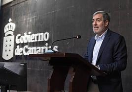 El presidente de Canarias y líder de CC, Fernando Clavijo, no plantea la amnistía como línea roja para la investidura de Sánchez.