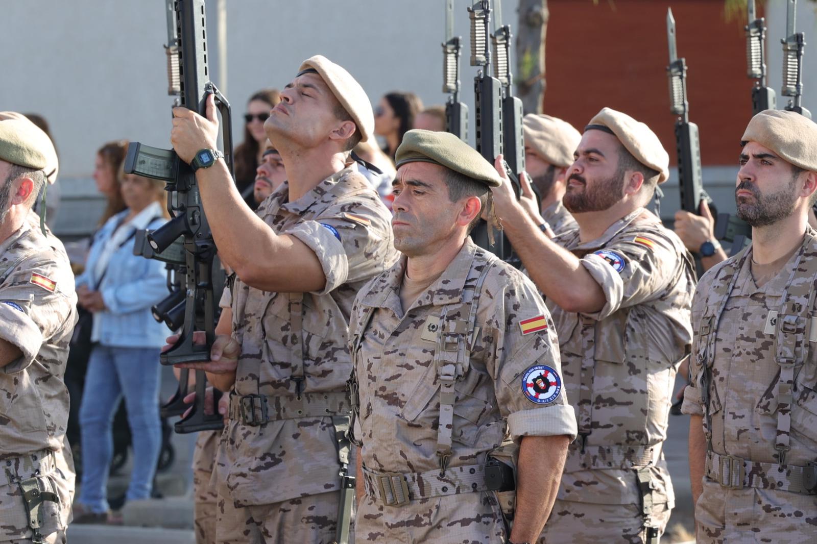 Acto de despedida del Contingente de la Operación Apoyo a Irak, en imágenes