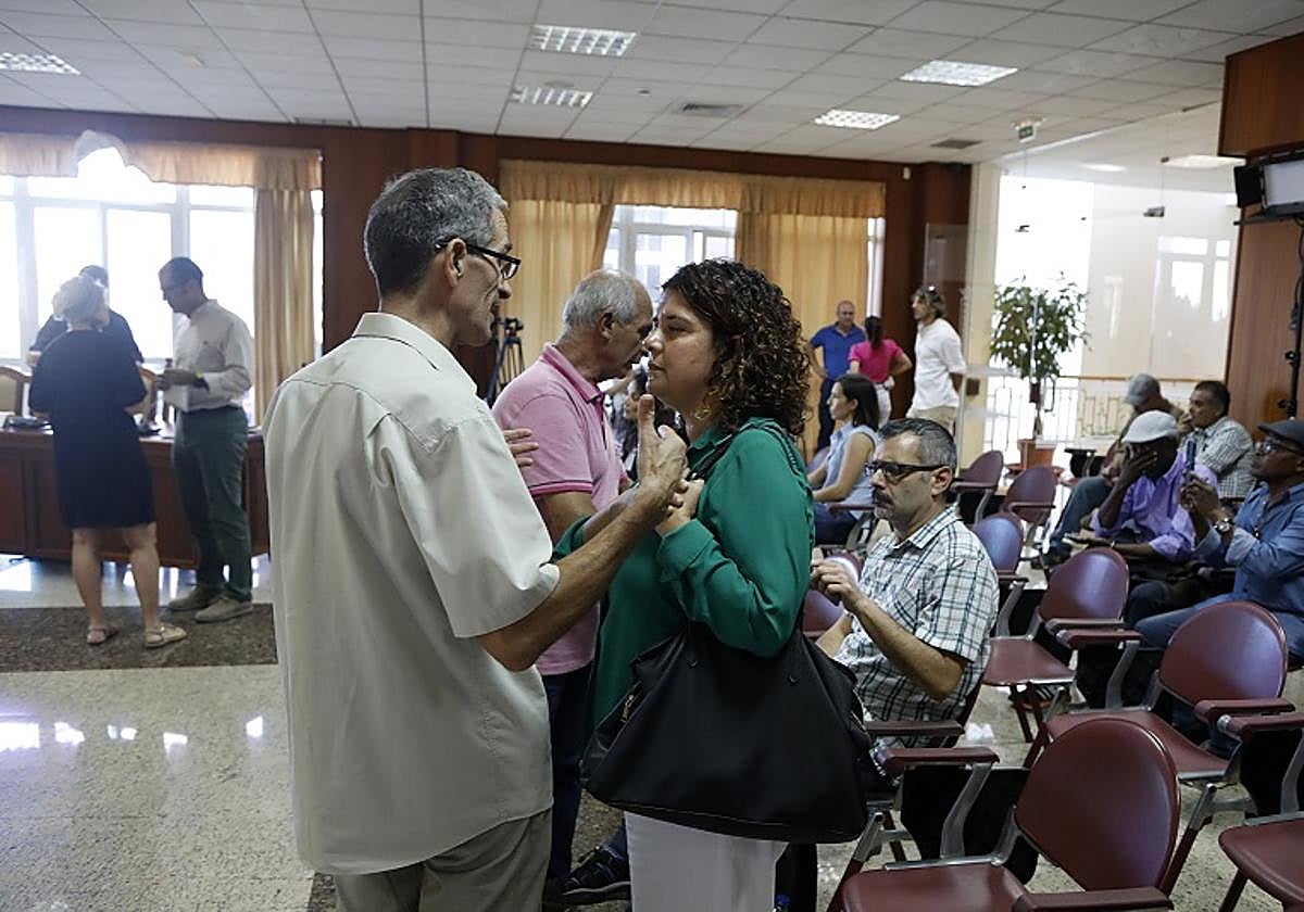 Momentos previos a la sesión inaugural de este viernes.