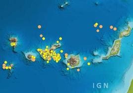 Mapa sísmico con los eventos localizados durante el mes de octubre por el Instituto Geográfico Nacional en Canarias.