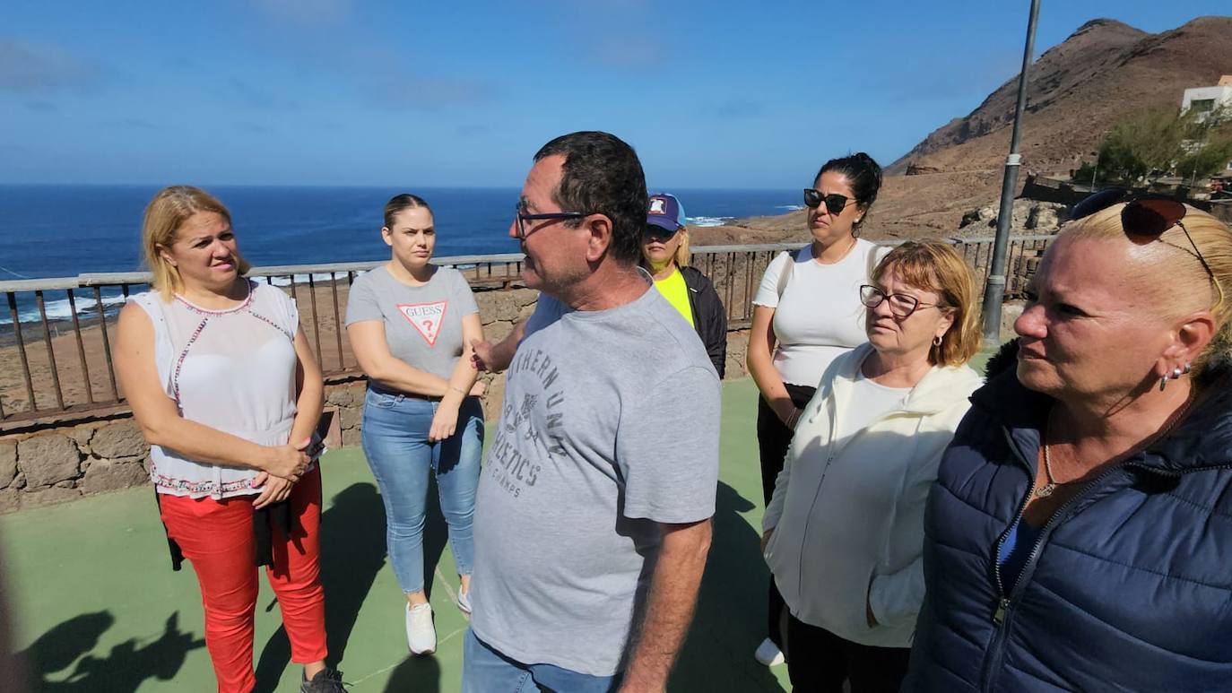 La familia del desaparecido en El Confital no se rinde