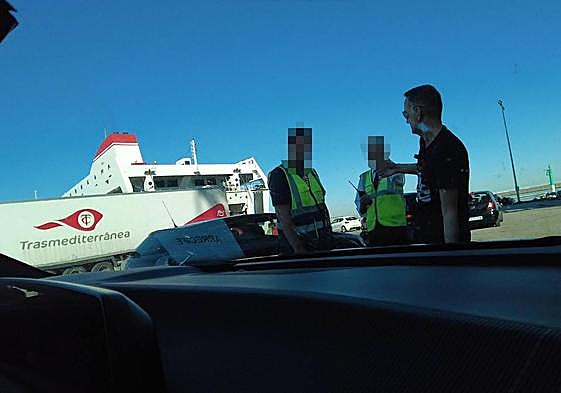Tirado en Cádiz porque Armas no embarca su coche eléctrico
