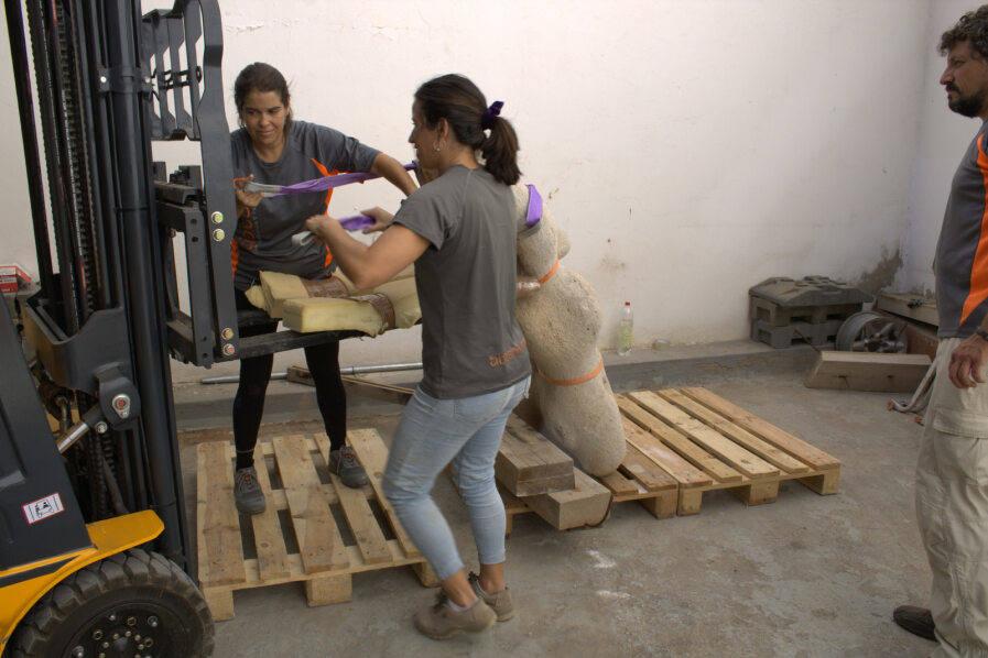 Del destrozo a la restauración: la escultura de Plácido Fleitas vuelve a Telde
