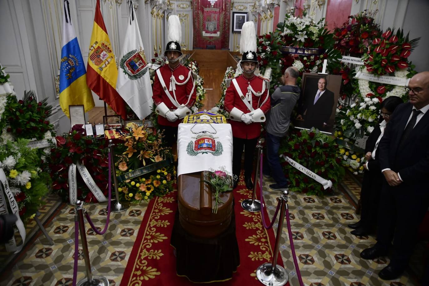 Capilla ardiente de Jerónimo Saavedra