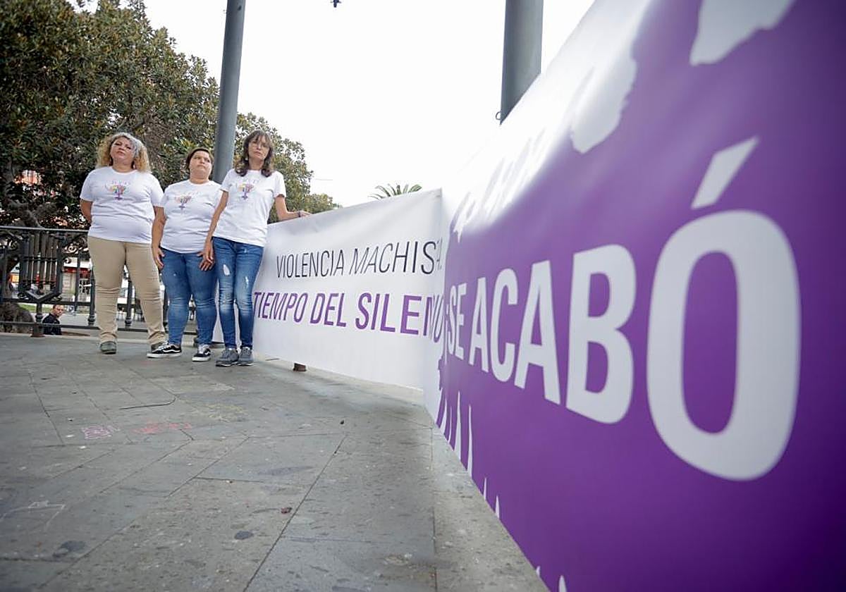 El feminismo llama a la calle bajo el lema &#039;¡Se acabó!&#039; y critica los recortes