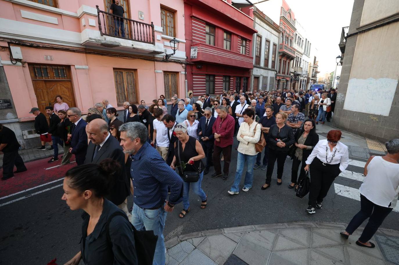 Último adiós a Jerónimo Saavedra
