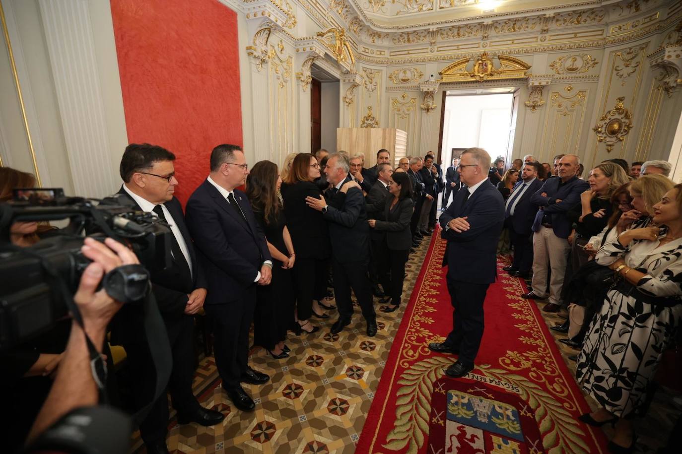 Último adiós a Jerónimo Saavedra