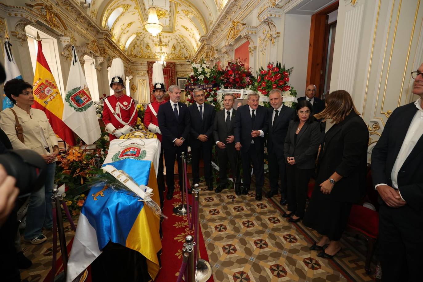 Último adiós a Jerónimo Saavedra