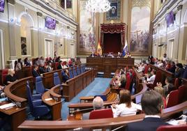 CC-PP plantea al PSOE un acuerdo salomónico sobre los órganos de la Cámara