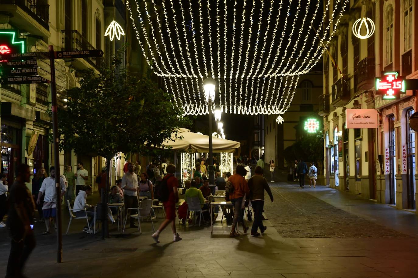 Las Palmas de Gran Canaria brilla con el encendido navideño