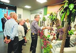 Inauguración del tradicional Belén Solidario de HiperDino, en el establecimiento de Miller Bajo.