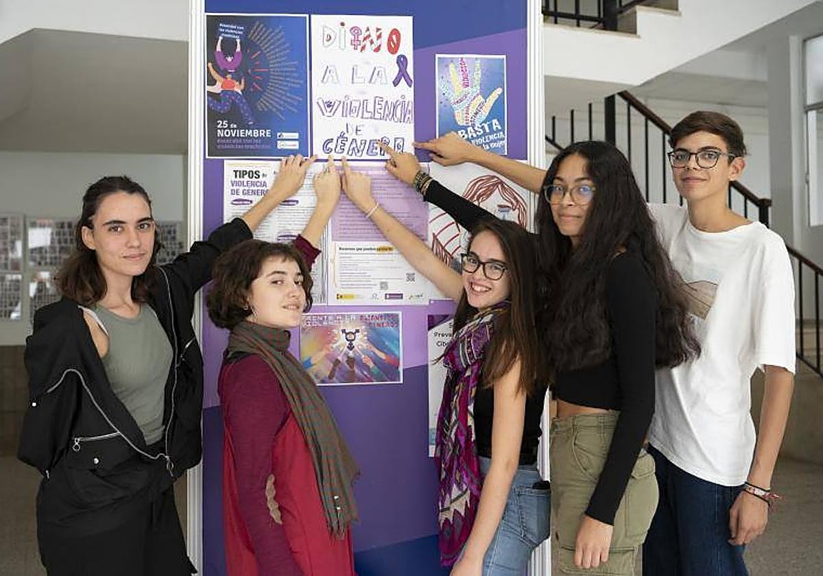 Jóvenes que conciencian a jóvenes ante el negacionismo de la violencia machista