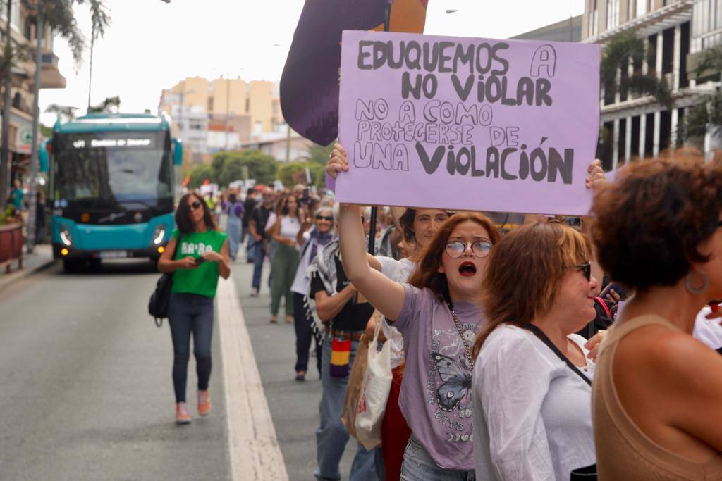El feminismo canario se moviliza en la capital grancanaria