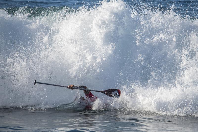 Olas, acción y paddle surf en El Lloret