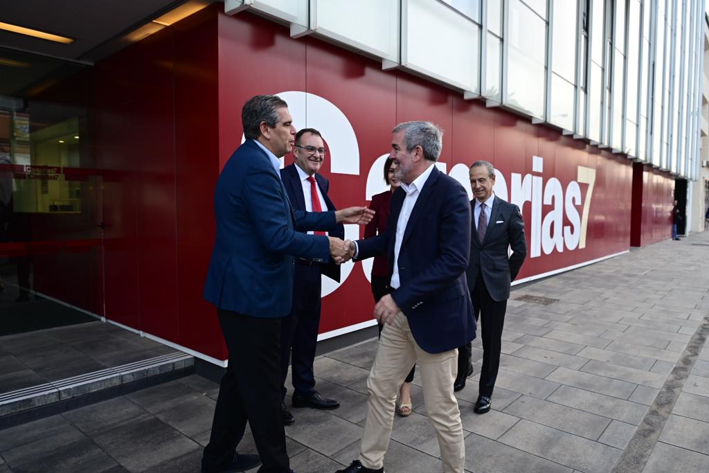 El Santander analiza en CANARIAS7 las perspectivas empresariales