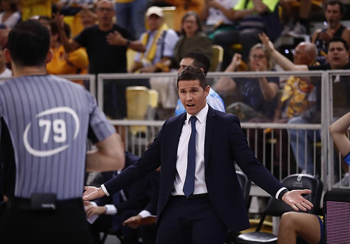 Lakovic: «La experiencia del Tenerife ha decantado el derbi»