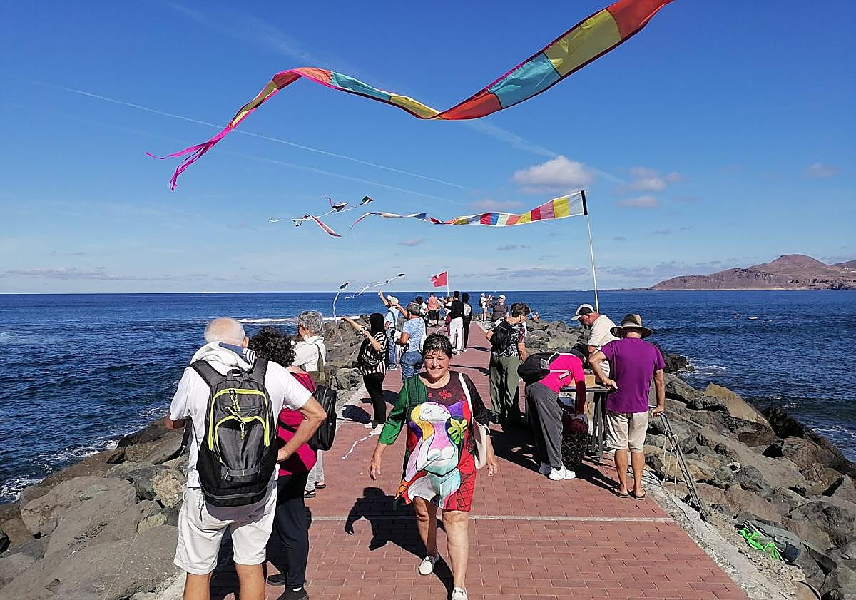 Imagen principal - Cometas en solidaridad con Palestina