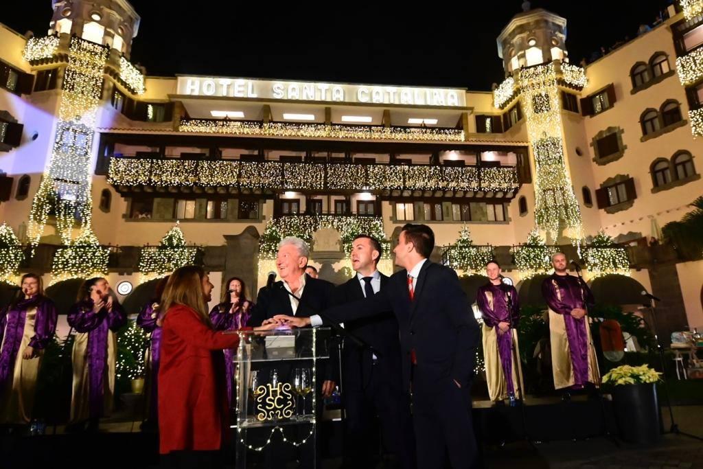 El Hotel Santa Catalina brilla más que nunca en Navidad