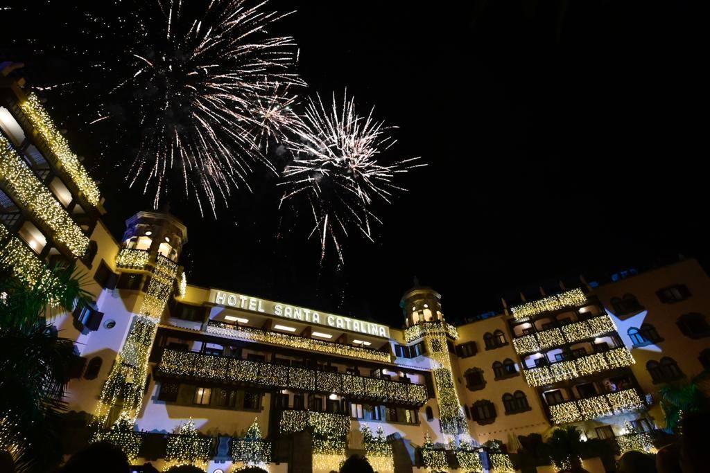 El Hotel Santa Catalina brilla más que nunca en Navidad