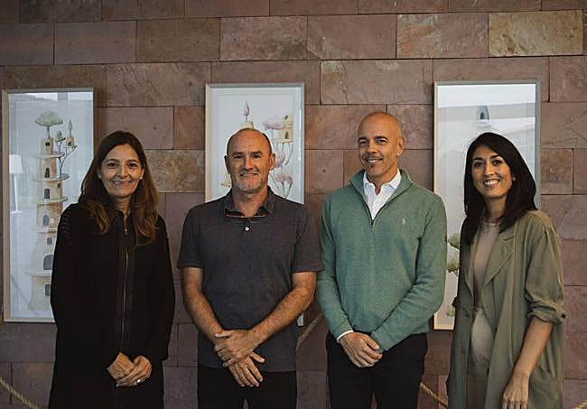 De izquierda a derecha, Obelinda Marrero, Miguel Panadero, Manuel Rivero y Rocío Sanz, en la inauguración de la muestra.