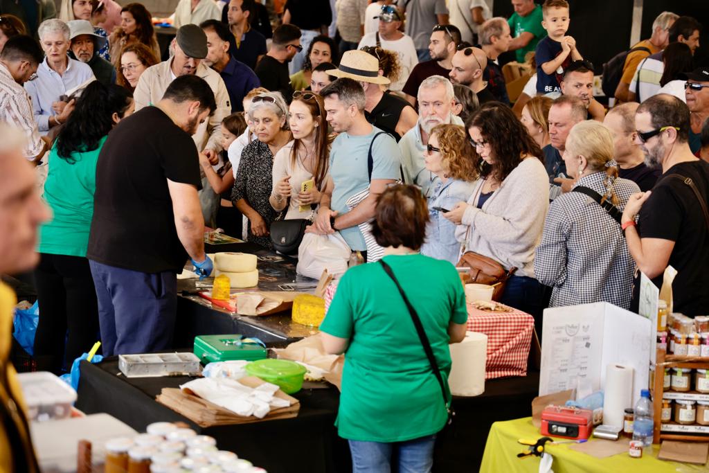 La feria del aguacate de Mogán, en imágenes