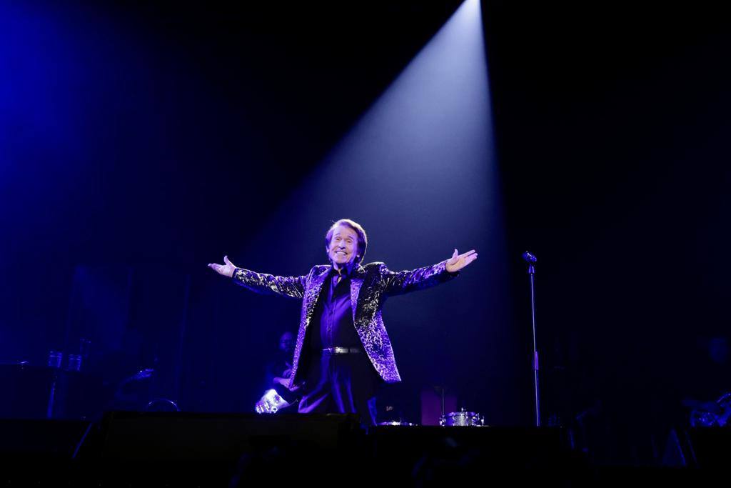 El público grancanario y su &#039;gran noche&#039; con Raphael, en imágenes