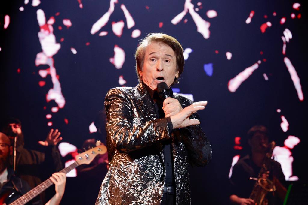 El público grancanario y su &#039;gran noche&#039; con Raphael, en imágenes
