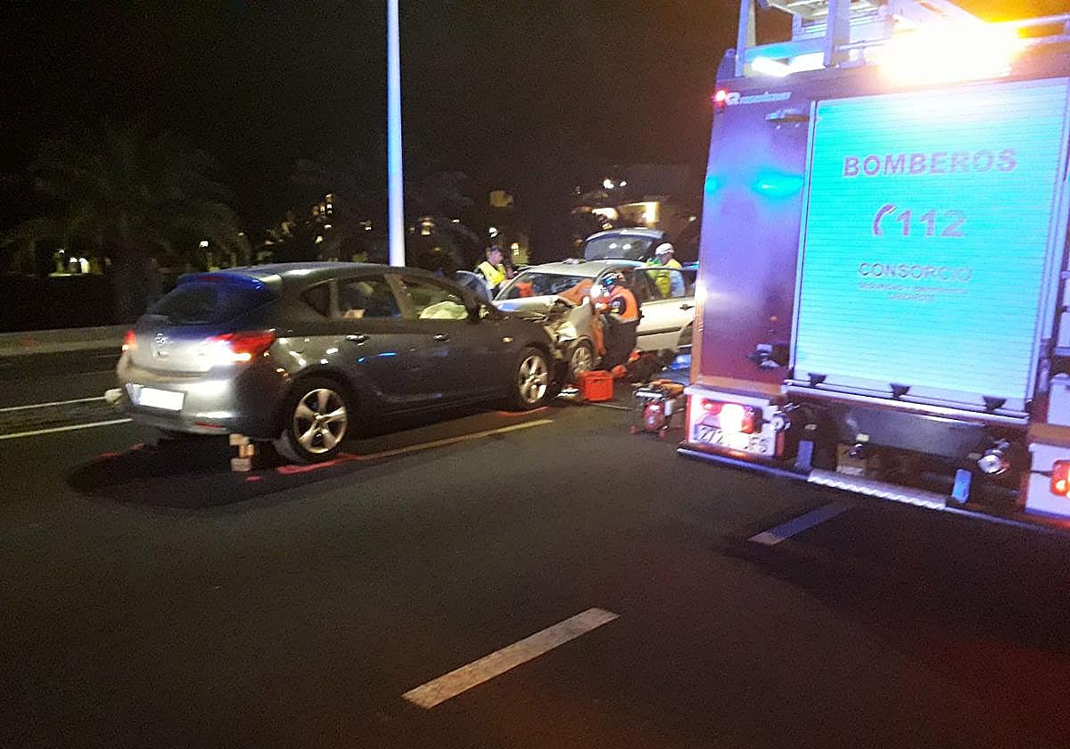 Accidente con víctimas graves en Costa Teguise, por exceso de velocidad y alcoholemia.