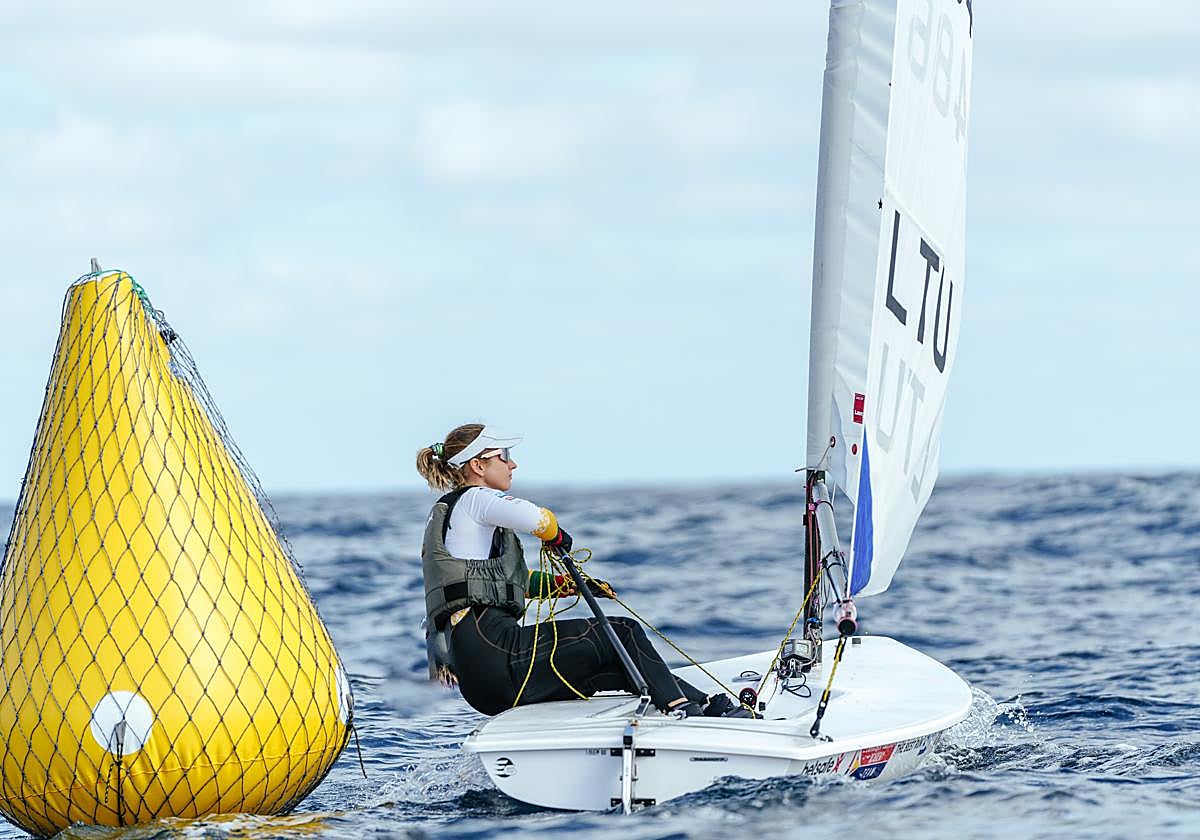 Viktorija Andrulyte, en acción en la bahía capitalina este viernes.