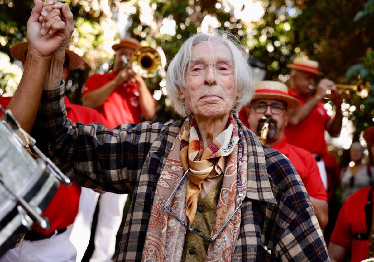 Un brindis por los 90 años de Dámaso