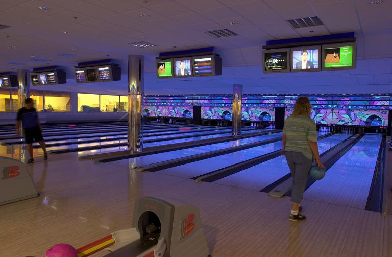 Ir a una bolera