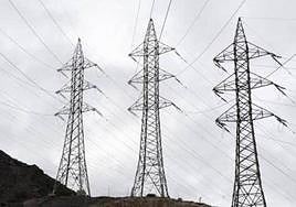 Imagen de archivo de tres torretas en Gran Canaria.