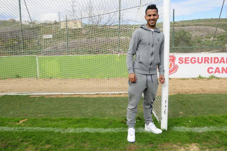 El álbum de Jonathan Viera en la UD