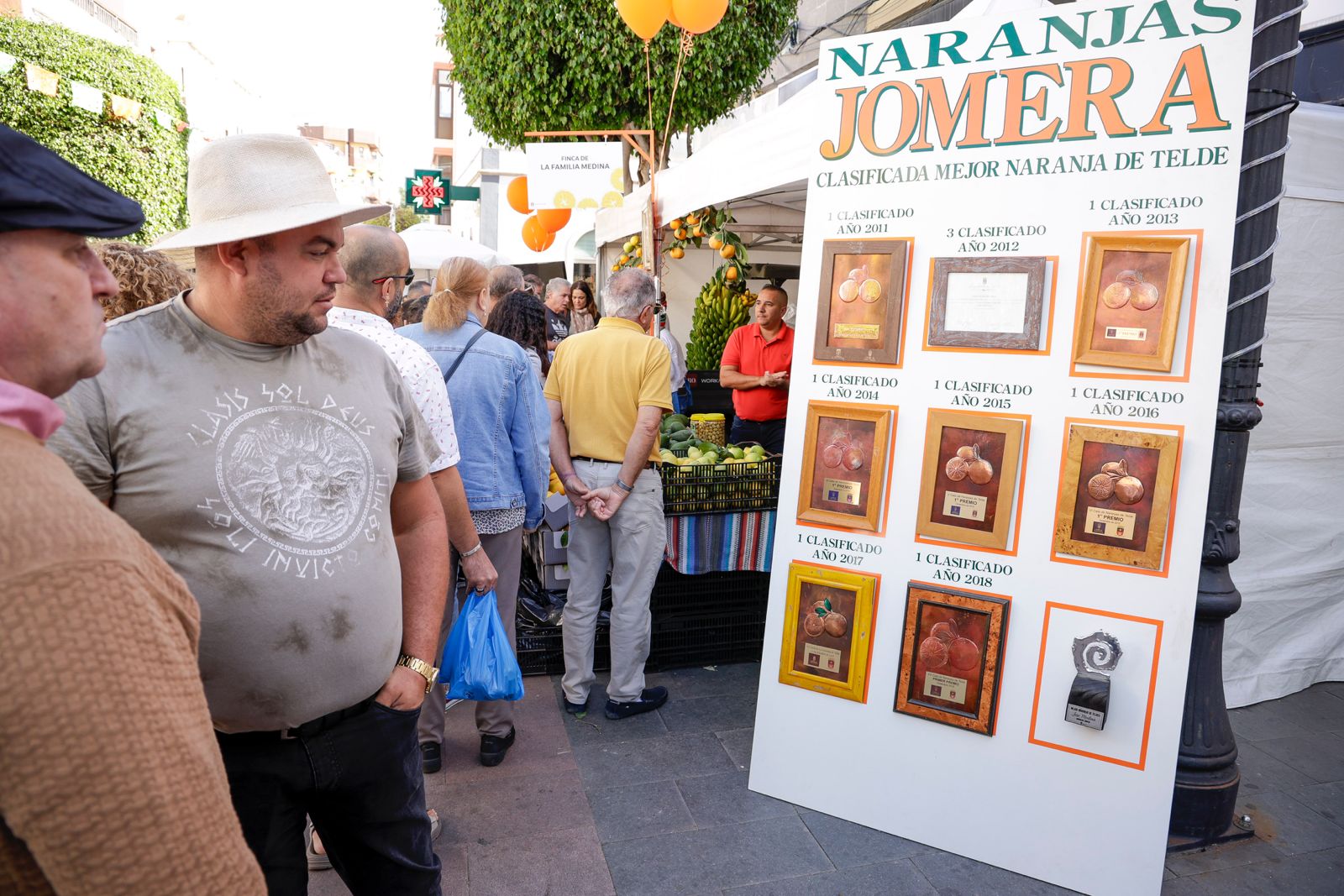 Telde se tiñe de un naranja sabroso