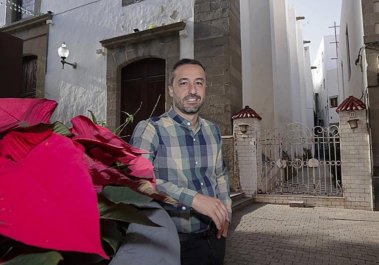 Juan Antonio Peña, alcalde de Telde, en la plaza de San Gregorio.