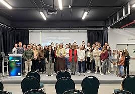 Graciela Padilla alerta de los riesgos de la desinformación por un mal uso de la IA en la Universidad Fernando Pessoa Canarias