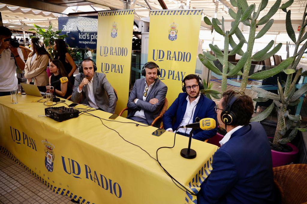 La UD Las Palmas ofrece su tradicional cóctel de Navidad