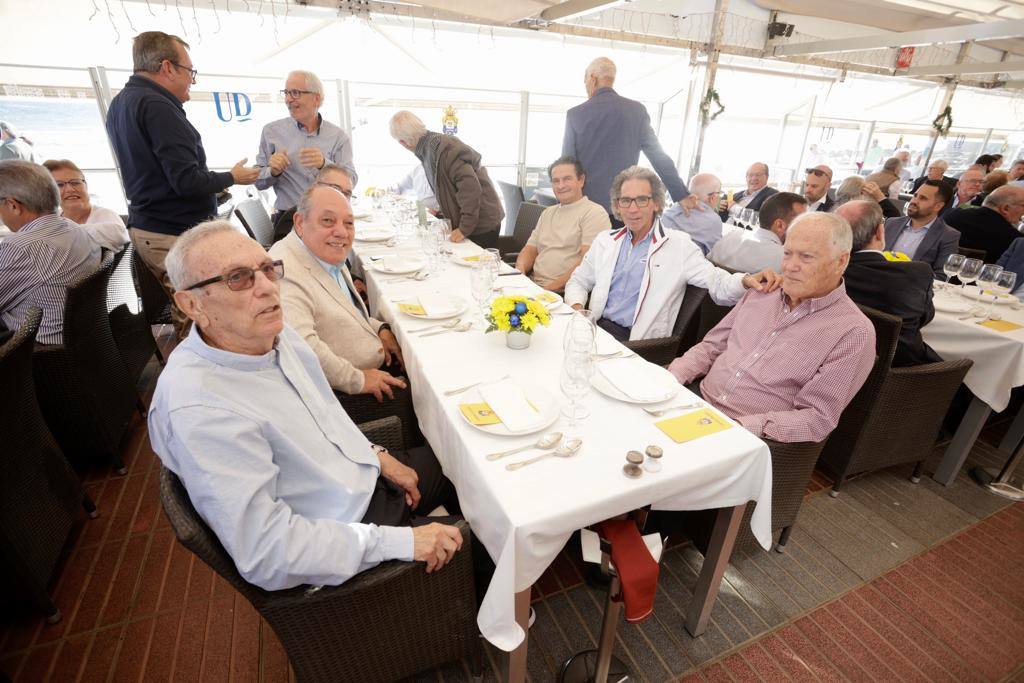 La UD Las Palmas ofrece su tradicional cóctel de Navidad