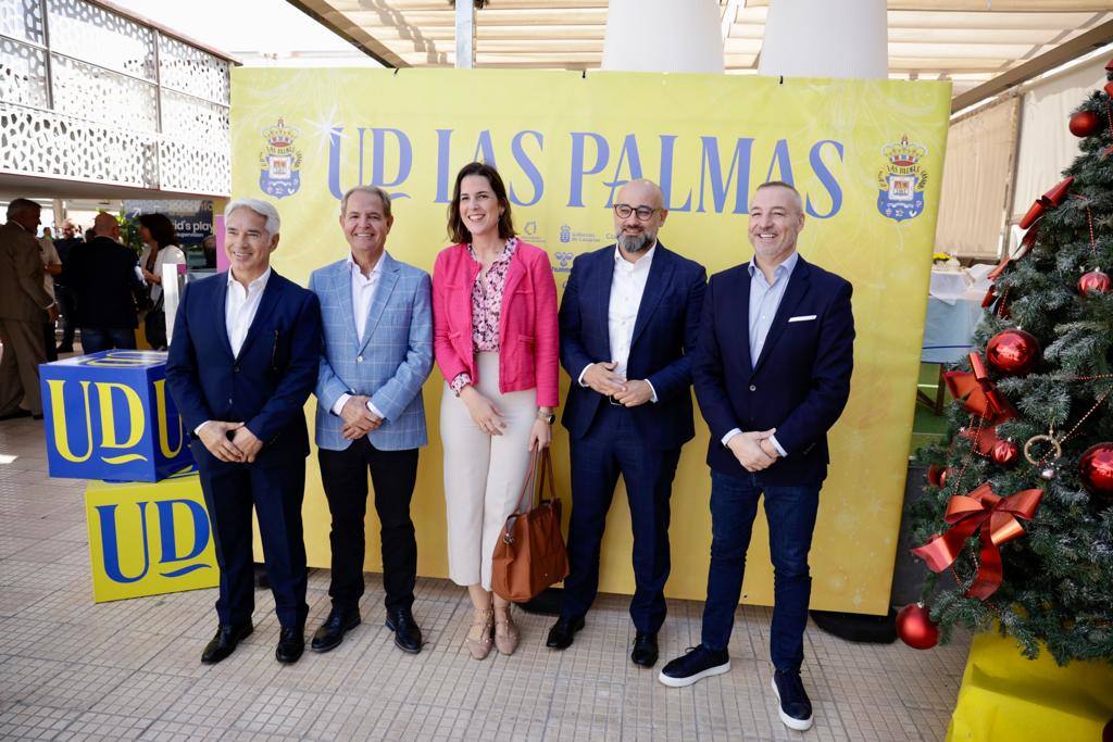 La UD Las Palmas ofrece su tradicional cóctel de Navidad