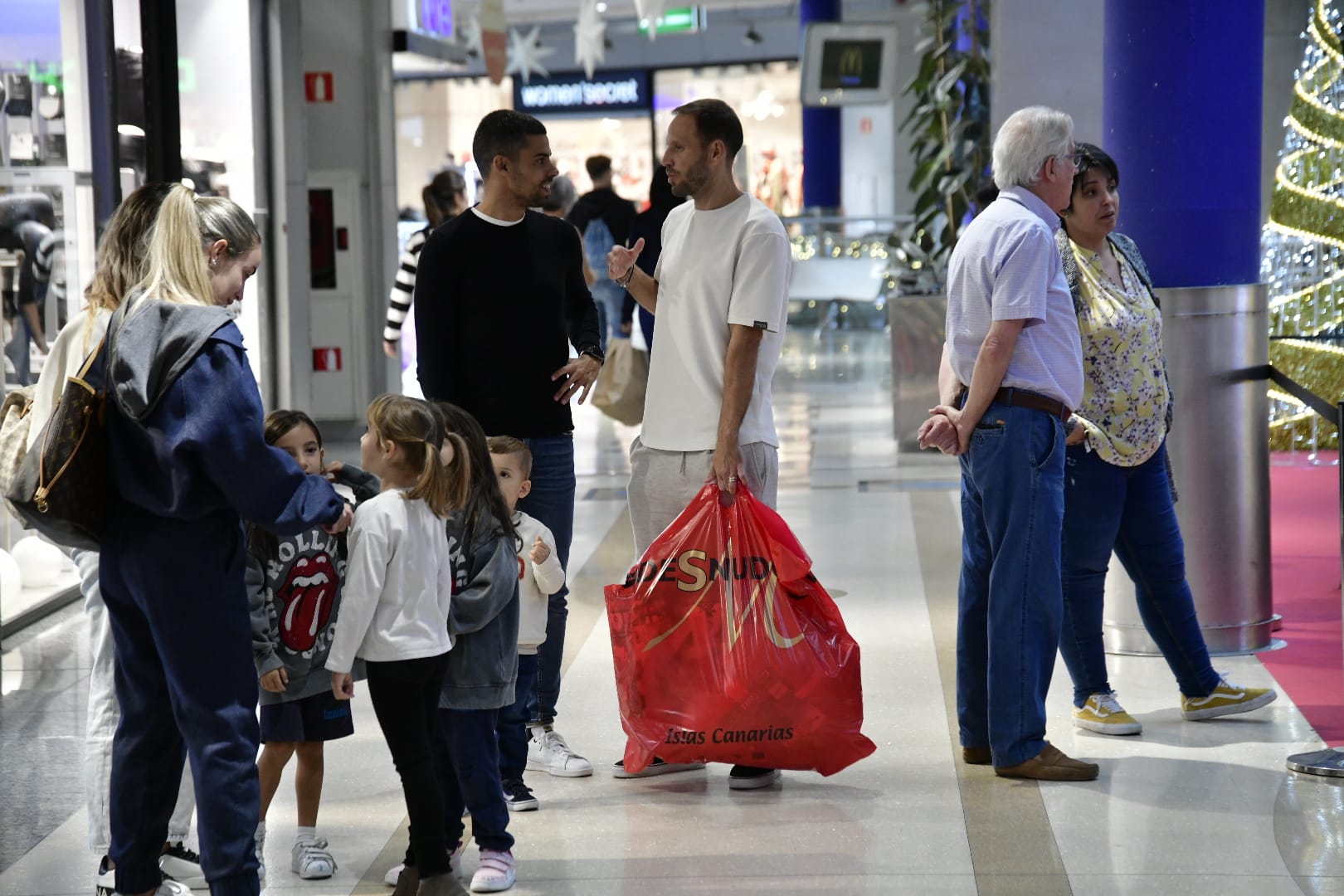 Frenesí comercial en Navidad