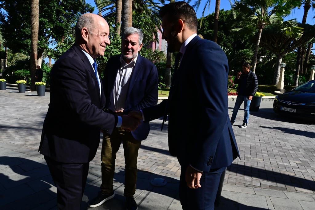 Almuerzo navideño de la Confederación Canaria de Empresarios