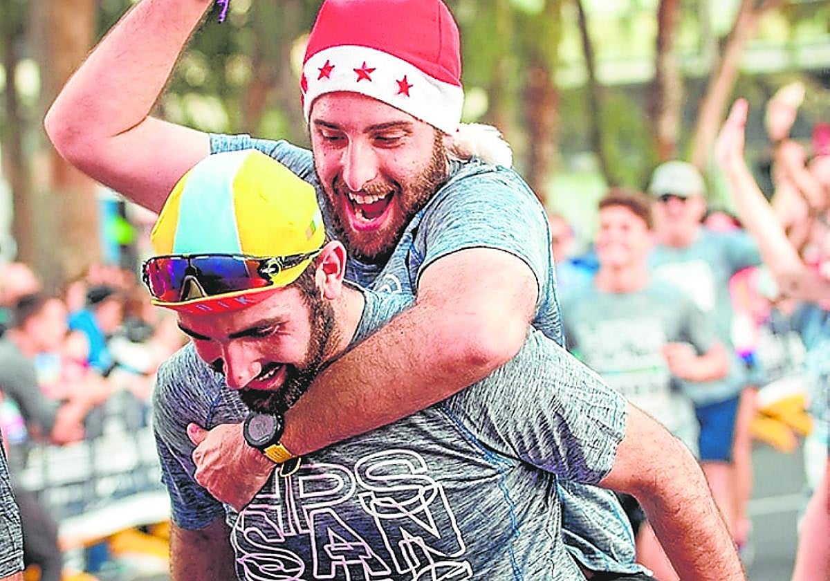 Imagen de archivo de dos participantes de esta prueba.