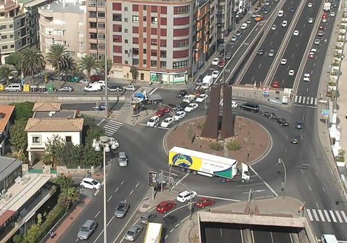 Vista aérea de Torre Las Palmas, entrada y salido de los túneles de Julio Luengo.