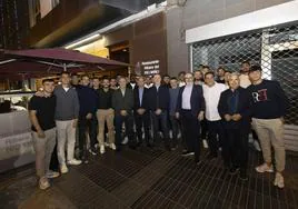 La UD Las Palmas celebra su cena de Navidad en el Restaurante Ribera del Río Miño